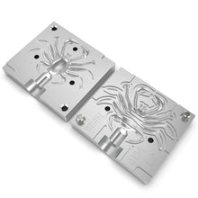 Load image into Gallery viewer, Aluminum Injection Soft Plastic Lure Mold For Saltwater Bait Breath Rockin Crab Bait