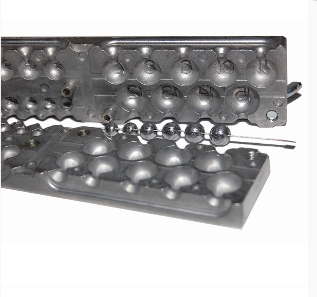 Lead Jig Mold Aluminum Fishing Sinker Mold - 20 Cavity Lead Round Jig Mold For DIY Fishing Tackle (1-15g) Flat Sinker Mold Lead Jig Mold Aluminum Fishing Sinker Mold - 20 Cavity Lead Round Jig Mold For DIY Fishing Tackle (1-15g) Flat Sinker Mold