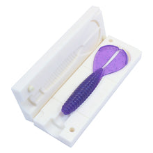 Load image into Gallery viewer, Soft Plastic Twin Tail Grub Mold 4 Inch Lure Bugmolds USA